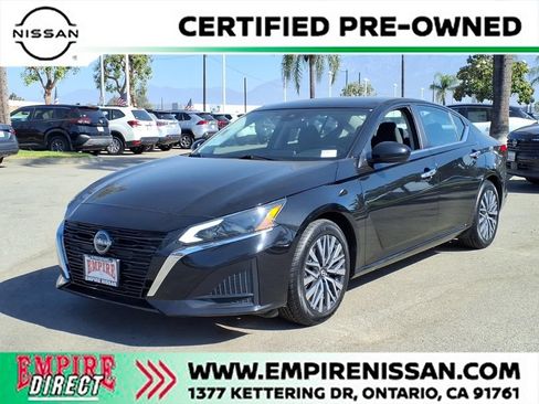 Certified 2023 Nissan Altima 2.5 SV FWD image 1