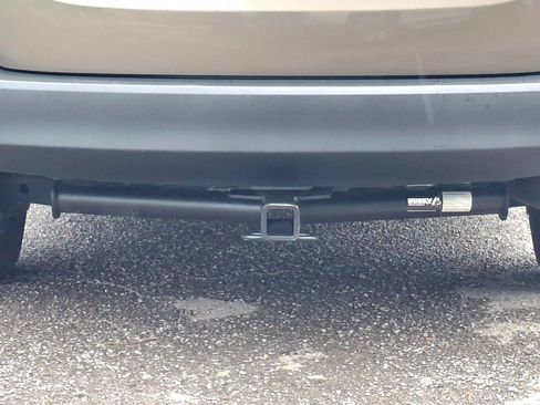Used 2013 Toyota RAV4 LE FWD image 7