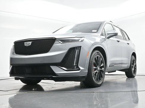 Certified 2024 Cadillac XT6 Sport w/ LPO, ONYX Package AWD/4WD image 47