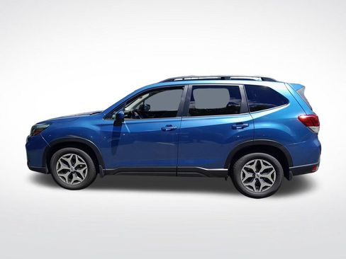 Used 2019 Subaru Forester Premium AWD/4WD image 4