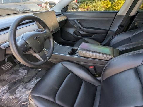 Used 2020 Tesla Model 3 Standard Range Plus image 17