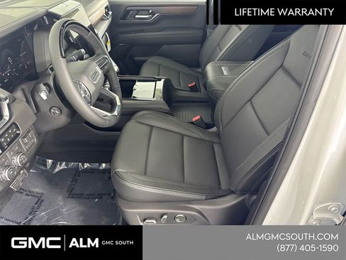 New 2026 GMC Yukon XL Denali w/ Denali Reserve Package AWD/4WD image 11