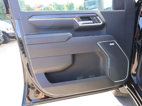 New 2026 Chevrolet Silverado 2500 LTZ w/ LTZ Plus Package AWD/4WD image 13