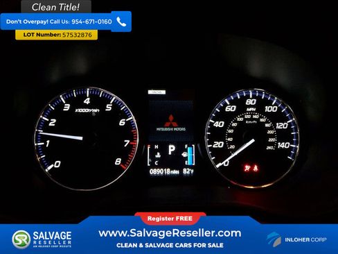 Used 2017 Mitsubishi Outlander AWD image 12