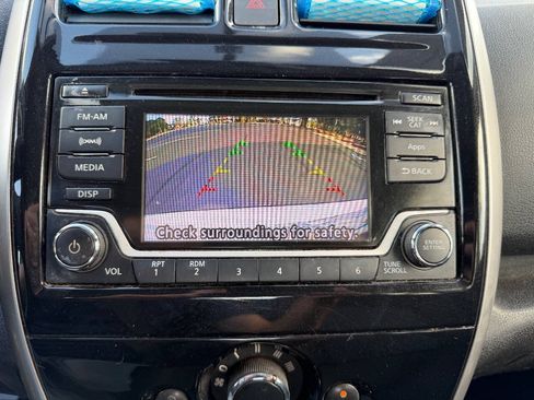 Used 2016 Nissan Versa Note SV FWD image 17