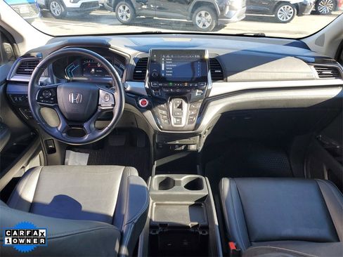 Used 2023 Honda Odyssey Touring image 11