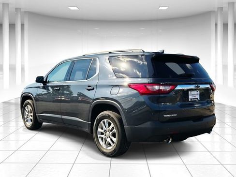 Used 2019 Chevrolet Traverse LT FWD image 3