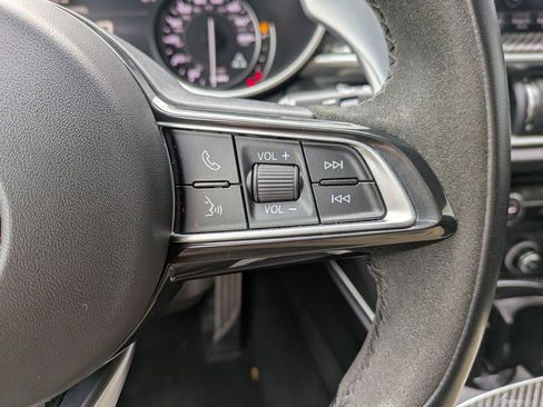 Used 2022 Alfa Romeo Stelvio Quadrifoglio w/ Active Assist Plus Package image 31