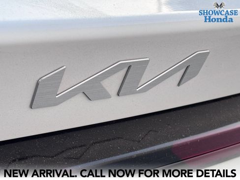 Used 2025 Kia K5 GT-Line w/ GT-Line Premium Package FWD image 8