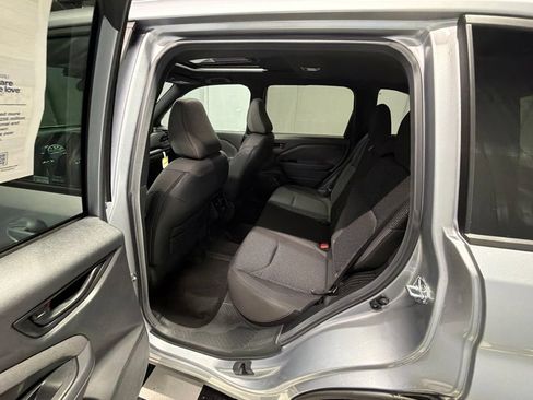 New 2026 Subaru Forester Premium AWD/4WD image 9