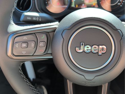 New 2026 Jeep Gladiator Rubicon w/ Safety Group AWD/4WD image 11