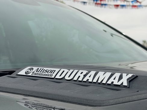 Used 2024 Chevrolet Silverado 2500 LTZ image 59