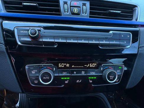 Used 2021 BMW X1 sDrive28i w/ M Sport Package image 20