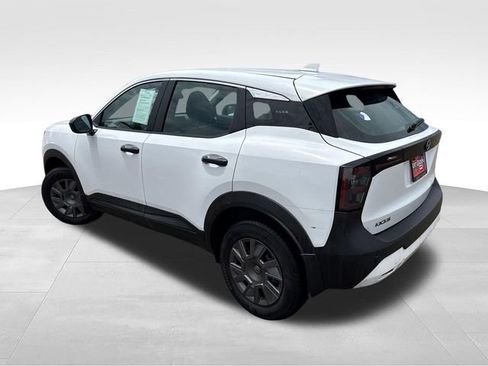 Certified 2025 Nissan Kicks S AWD/4WD image 6