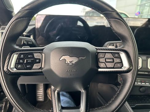 Used 2024 Ford Mustang GT Premium image 14