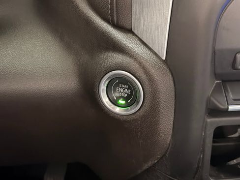 Used 2021 GMC Sierra 1500 SLE AWD/4WD image 40