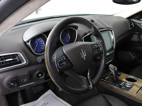 Used 2019 Maserati Ghibli S GranLusso AWD/4WD image 10