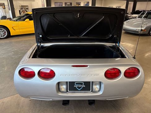 Used 2002 Chevrolet Corvette Z06 w/ Memory Pkg image 63