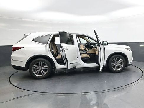 Used 2023 Acura MDX SH-AWD image 38