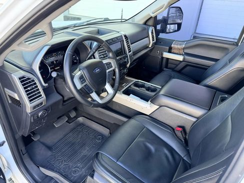 Used 2017 Ford F350 Lariat w/ Lariat Ultimate Package image 9