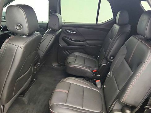Used 2023 Chevrolet Traverse RS AWD/4WD image 21