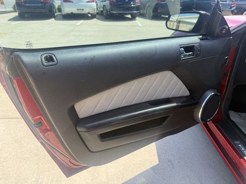 Used 2014 Ford Mustang Premium w/ Equipment Group 202A RWD image 16