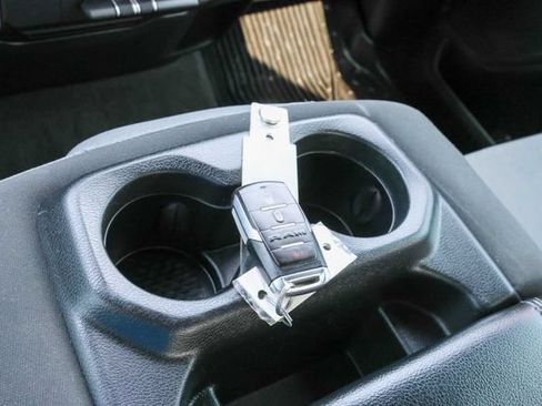 Used 2022 RAM 1500 Big Horn AWD/4WD image 22