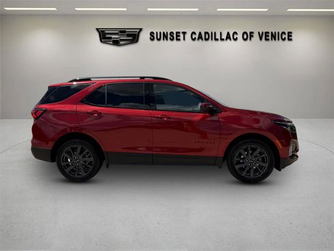 Used 2024 Chevrolet Equinox RS w/ LPO, Floor Liner Package image 2