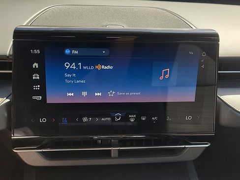 Used 2024 Lincoln Nautilus Reserve w/ Equipment Group 202A image 23