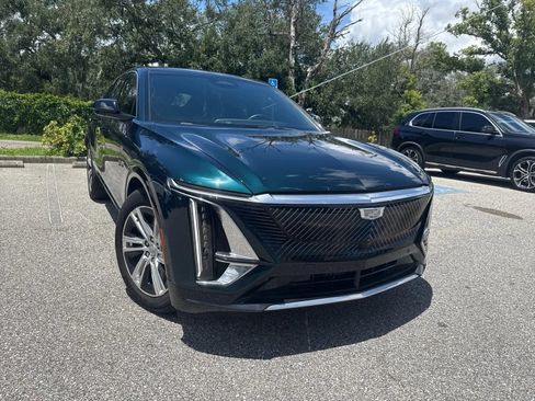 Used 2024 Cadillac Lyriq Tech RWD image 5