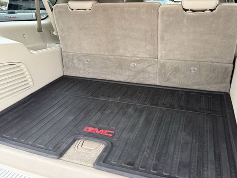 Used 2016 GMC Yukon XL Denali w/ Open Road Package image 34