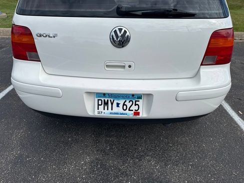Used 2005 Volkswagen Golf GLS FWD image 11