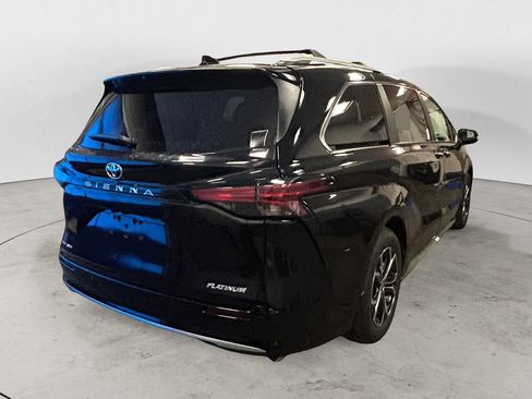 New 2026 Toyota Sienna Platinum AWD/4WD image 5