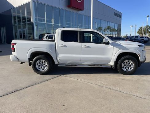 Certified 2024 Nissan Frontier SV image 2