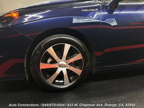 Used 2017 Toyota Mirai image 38