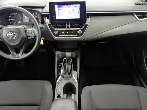 Used 2025 Toyota Corolla LE image 15