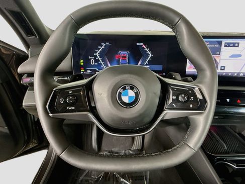 Used 2026 BMW 530i RWD image 13