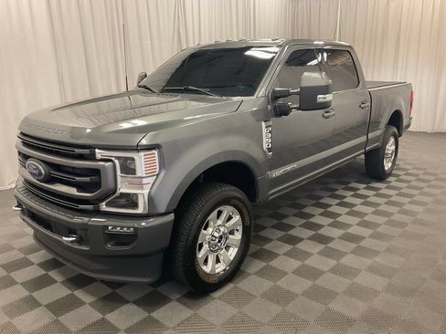 Used 2022 Ford F350 Platinum AWD/4WD image 5