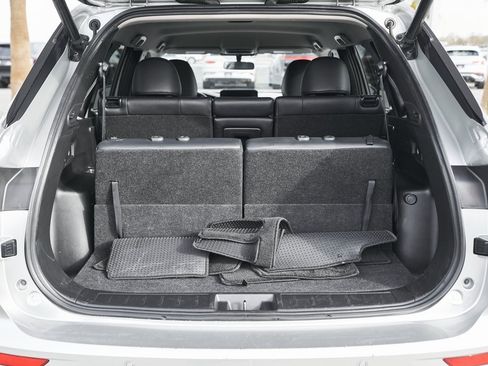 Used 2024 Mitsubishi Outlander SE image 23