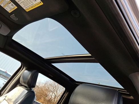 Certified 2021 Ford F150 Lariat w/ Equipment Group 502A High image 15