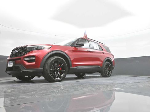 Used 2023 Ford Explorer ST w/ Equipment Group 401A AWD/4WD image 39