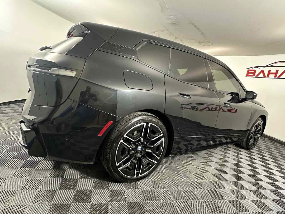 Used 2026 BMW iX M70 AWD/4WD image 9