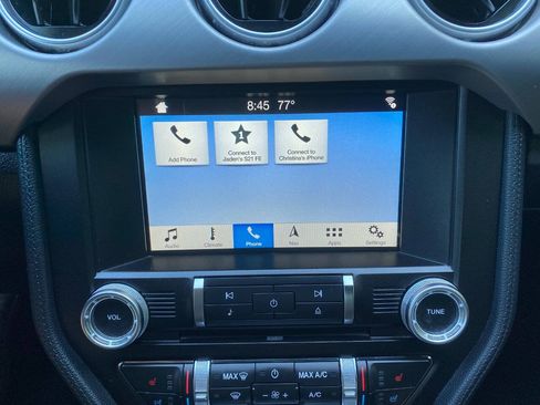 Used 2018 Ford Mustang GT Premium RWD image 30