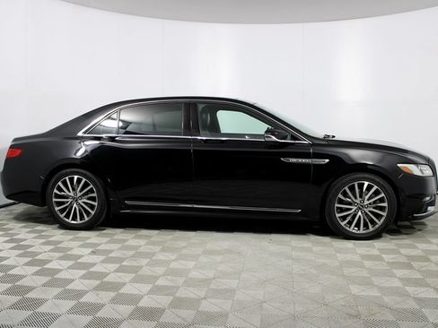 Used 2017 Lincoln Continental Select FWD image 32