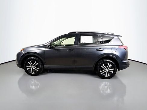 Certified 2016 Toyota RAV4 LE image 4
