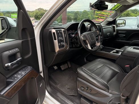Used 2018 GMC Sierra 1500 Denali AWD/4WD image 5