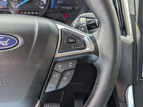 Used 2022 Ford Edge Titanium w/ Equipment Group 301A AWD/4WD image 21