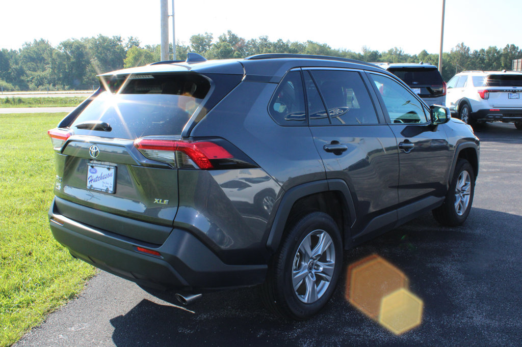Used 2025 Toyota RAV4 XLE FWD image 13