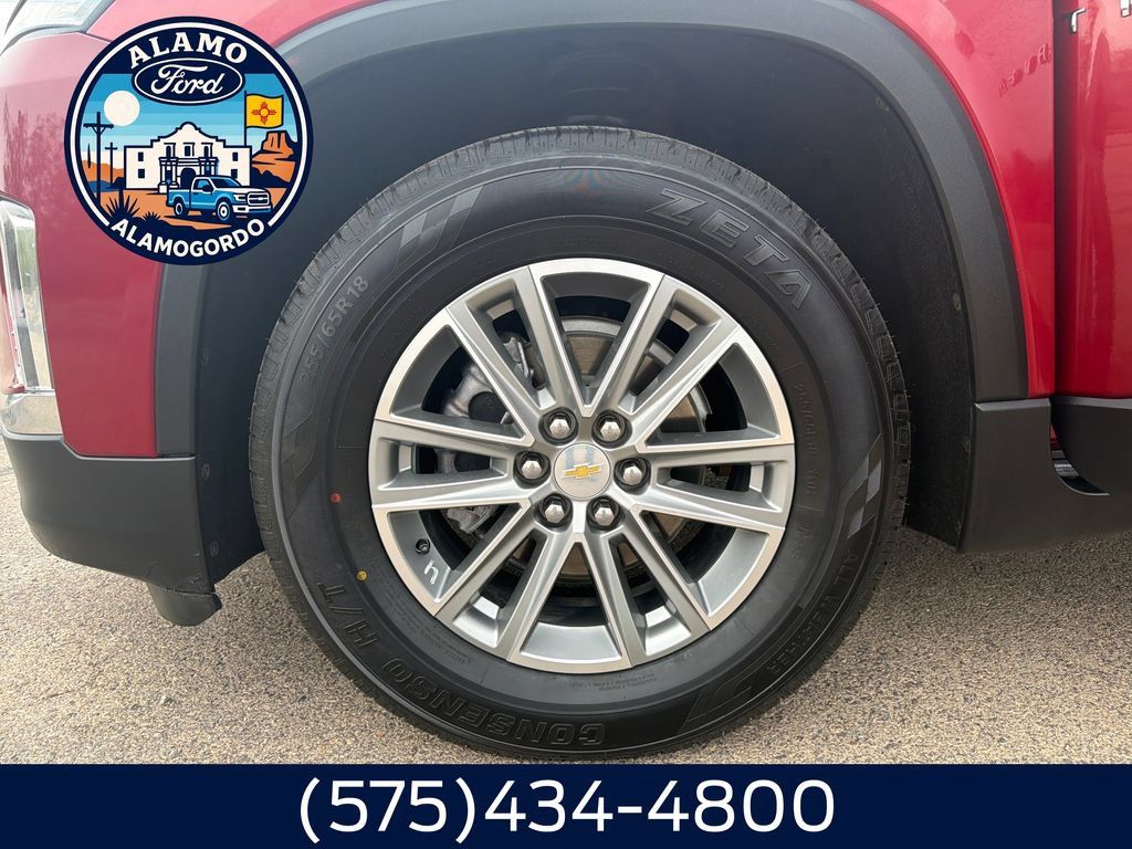 Used 2023 Chevrolet Traverse LT AWD/4WD image 25