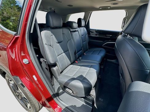 Certified 2023 Kia Telluride EX FWD image 29